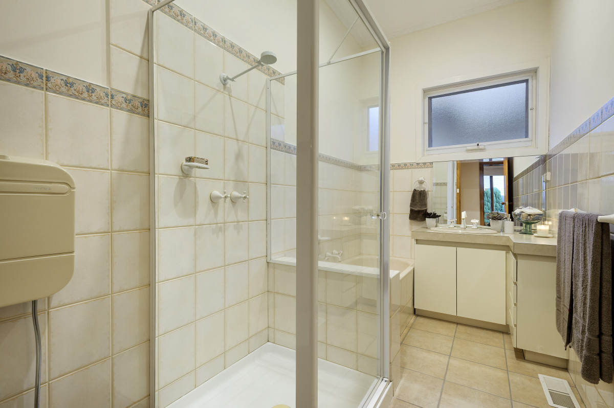 UAP769_16WinterSt_026