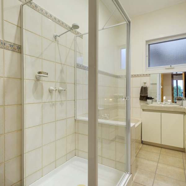 UAP769_16WinterSt_026